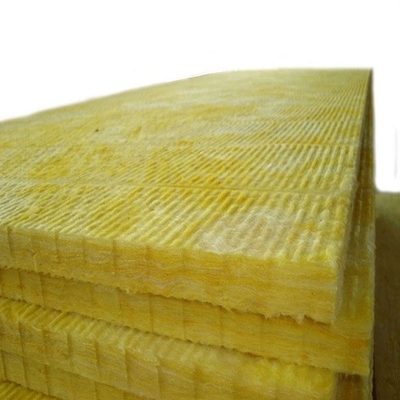 De geluiddichte van het de Isolatiebroodje van de Glasvezelwol Materiële Vlakte eindigt
