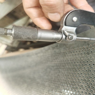 Met een laag bedekt Aluminium Geperforeerd Metaalblad 10mm - 2500mm voor Bouw