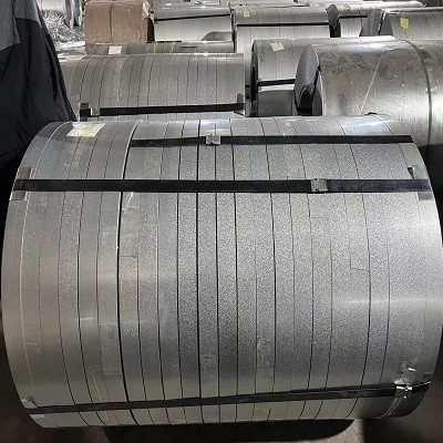 SGCC koudgewalste gegalvaniseerde stalen striprollen Z80 Z100 Z140 Z275