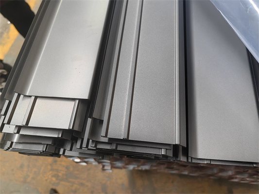0.38mm Dikte 6061 6082 6063 het Profiel van de Aluminiumuitdrijving voor Deuren en Vensters
