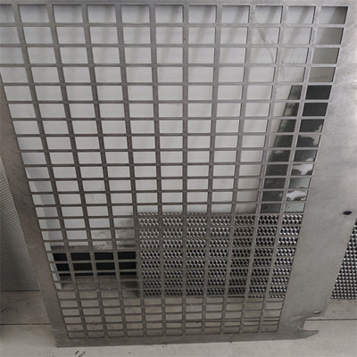 1cm*2cm galvaniseerde de Rechthoekige Opening Geslagen Metaal Mesh For Filtering Equipment