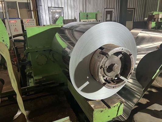 Warm gedompelde gegalvaniseerde ijzeren stalen spoel JIS G3302 Z120