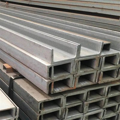 Warmgeperst gegalvaniseerd C-kanaalstaal ASTM A36 voor gebouwbouw