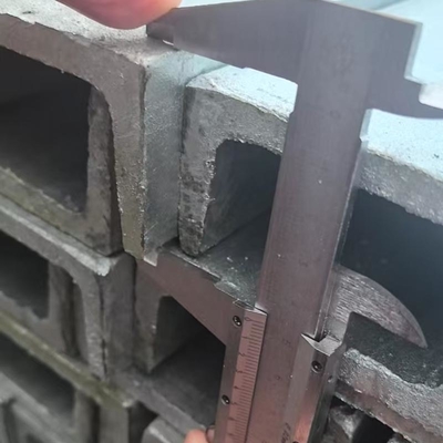 Carbon Structural C Channel Steel met gefloten sectie voor bouw en machines