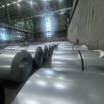 Warm gedompelde gegalvaniseerde stalen spoel SGCC TS550-570 voor decoratie met een dikte van 0,25 mm
