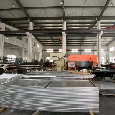 0.5mmX1200mmX2400mm Hexagonaal Aluminium Geperforeerd Blad