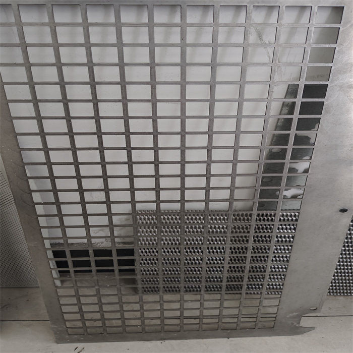 1cm*2cm galvaniseerde de Rechthoekige Opening Geslagen Metaal Mesh For Filtering Equipment